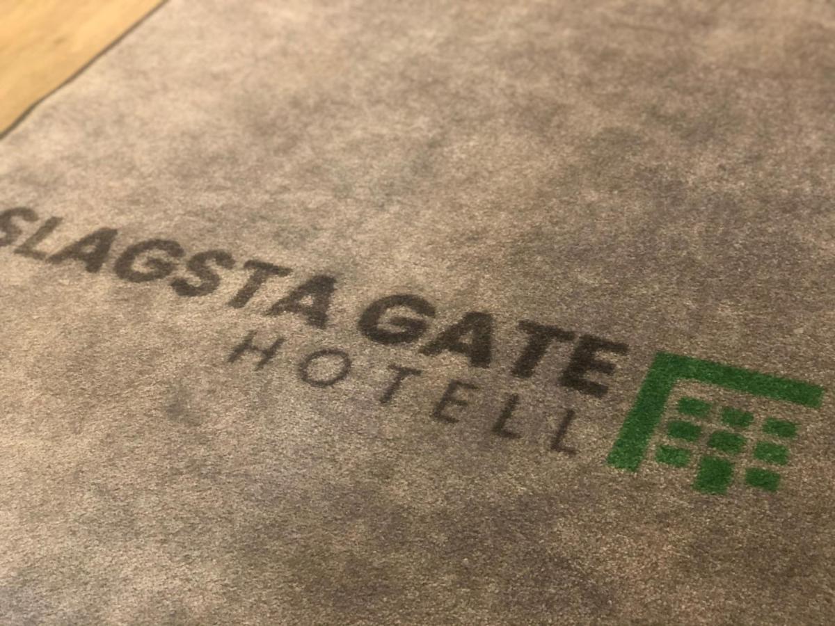 Slagsta Gate Hotell Fittja Buitenkant foto